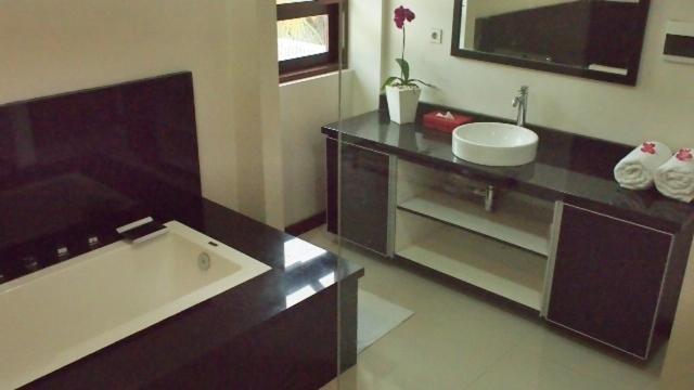 Mangsit Pasific Beach Cottages חדר תמונה