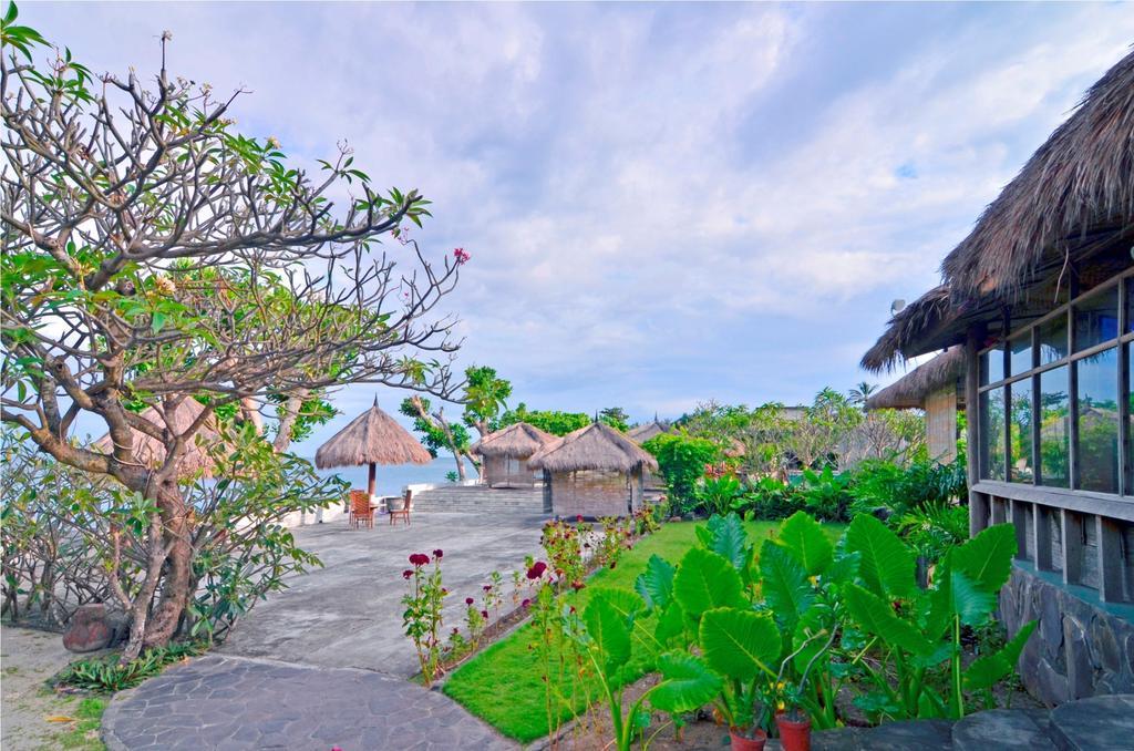 Mangsit Pasific Beach Cottages מראה חיצוני תמונה